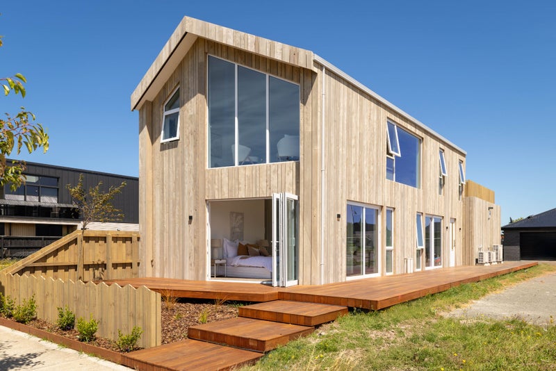 21C Lakeside Drive, Pegasus, Pegasus - Carousel 2