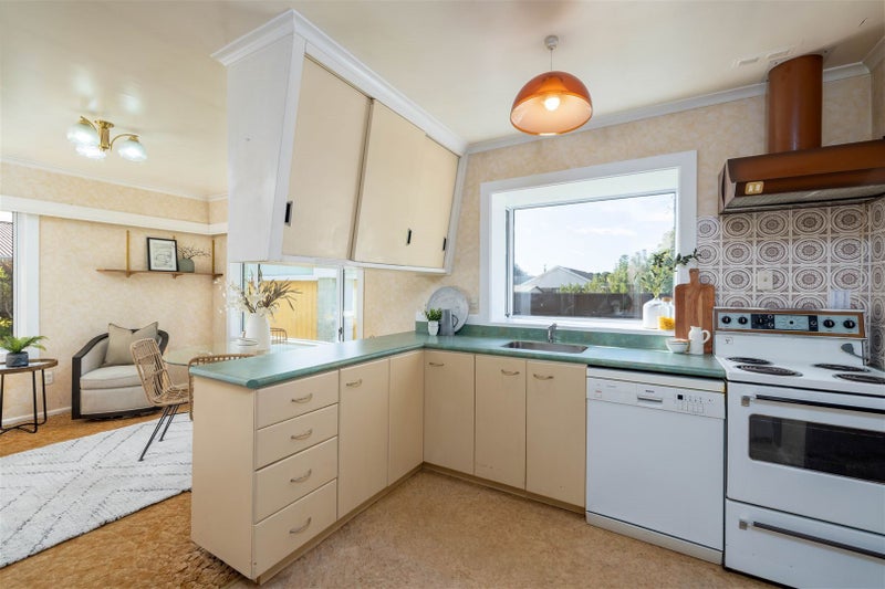 65 Burnside Crescent, Burnside, Christchurch - Carousel 2