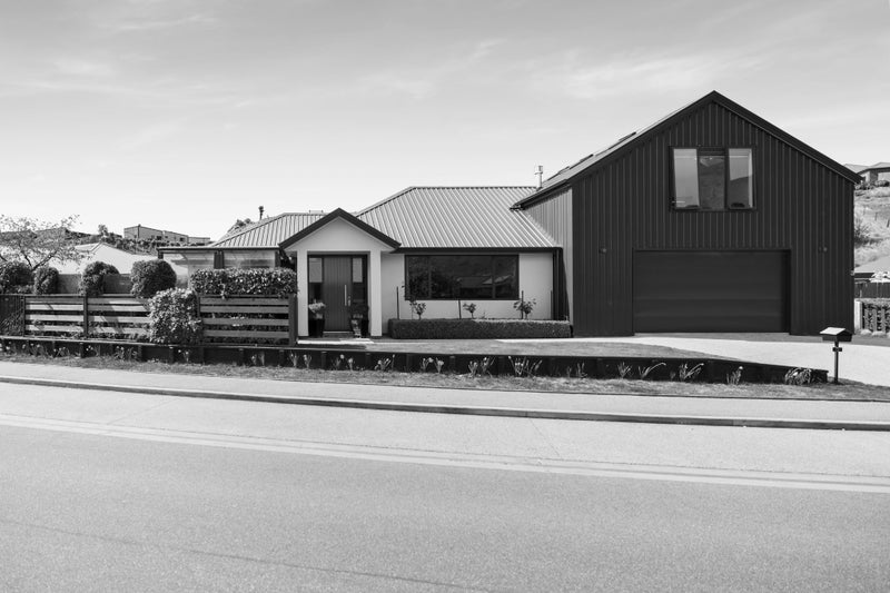 3 Ashenhurst Way, Lower Shotover, Queenstown - Carousel 1