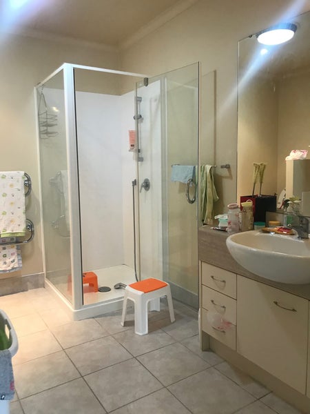 18 Temuka Gardens, Blockhouse Bay, Auckland - Carousel 2