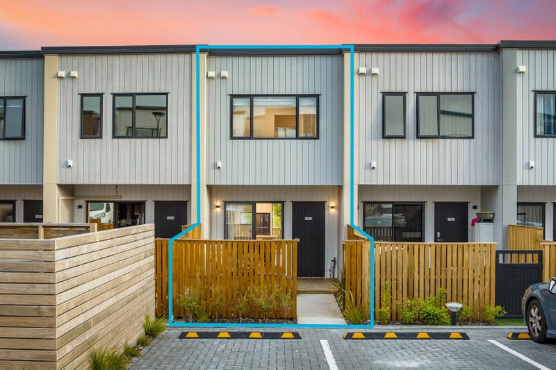 132C Tiriwa Drive, Massey, Auckland - Carousel 1