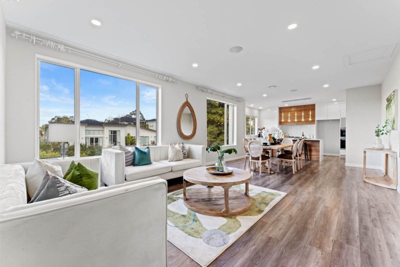 25 Para Close, Fairview Heights, Auckland - Carousel 2