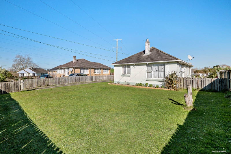 10 Herewini Street, Meremere - Carousel 1