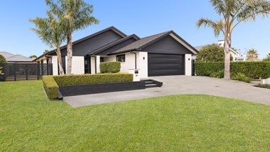 20 Montia Close, Papamoa Beach, Papamoa - Carousel 1