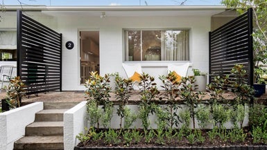 2/28 Chartwell Avenue, Glenfield, Auckland - Carousel 1