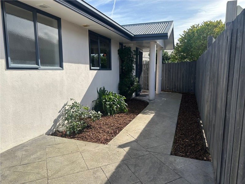 85 Templemore Drive, Richmond, Richmond - Carousel 13