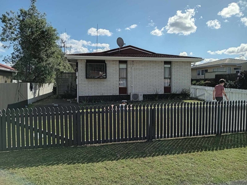 1/5 Princes Street, Kensington, Whangarei - Carousel 1