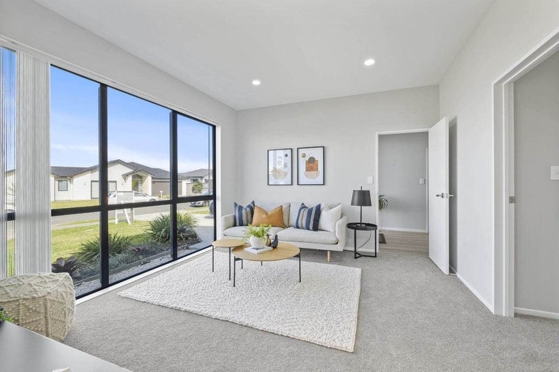 27 Surf View Crescent, Red Beach, Whangaparāoa - Carousel 2
