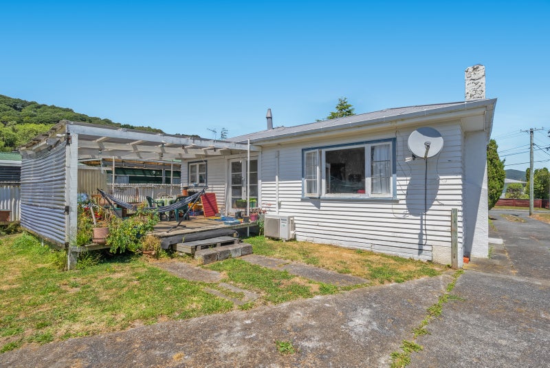 17 Petrie Street, Wainuiomata, Lower Hutt - Carousel 2