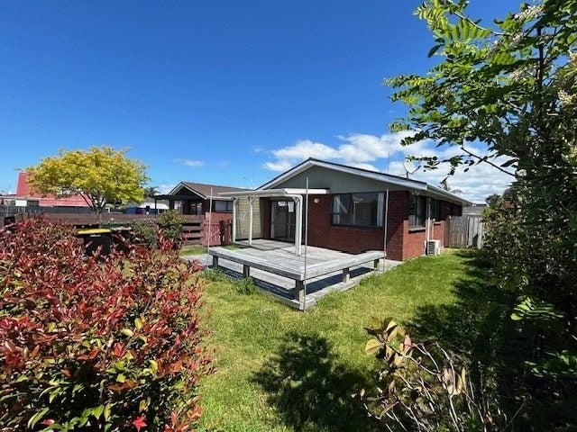 1B Compton Place, Mount Maunganui, Mount Maunganui - Carousel 1