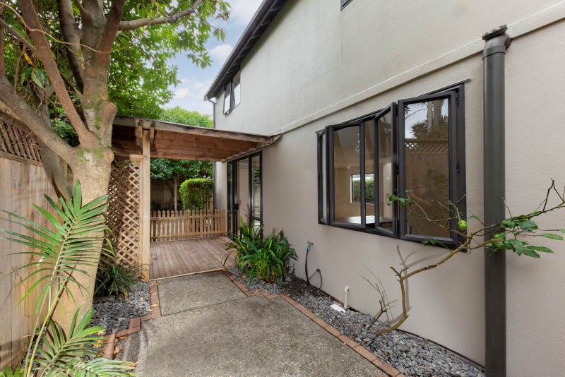 54A Shackleton Road, Mount Eden, Auckland - Carousel 11