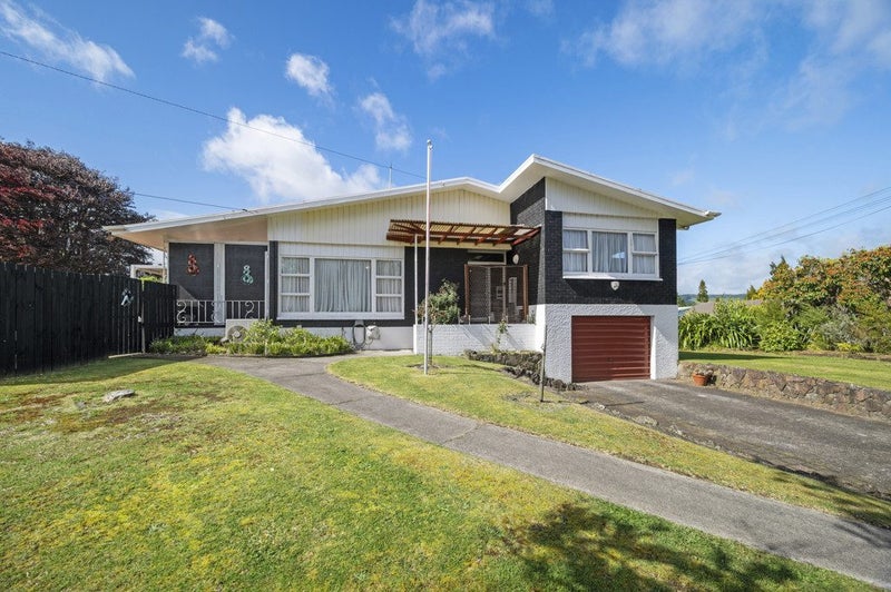 26 Hillcrest Avenue, Hillcrest, Rotorua - Carousel 1