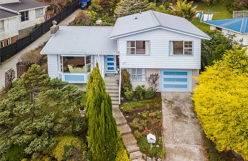 110 Gloaming Hill, Titahi Bay, Porirua - Carousel 25