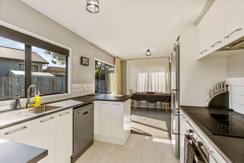 2/155B Finlayson Avenue, Clendon Park, Auckland - Carousel 2