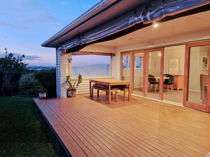 53 Sunnyside Road, Sunnyvale, Auckland - Carousel 1