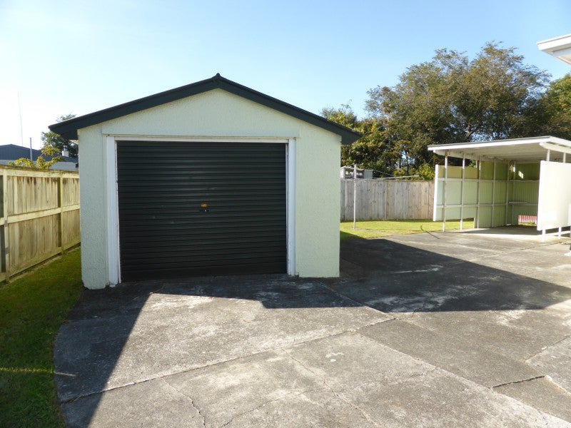 3 Gloucester Street, Takaro, Palmerston North - Carousel 2