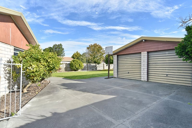 31 Tyrone Street, Belfast, Christchurch - Carousel 16