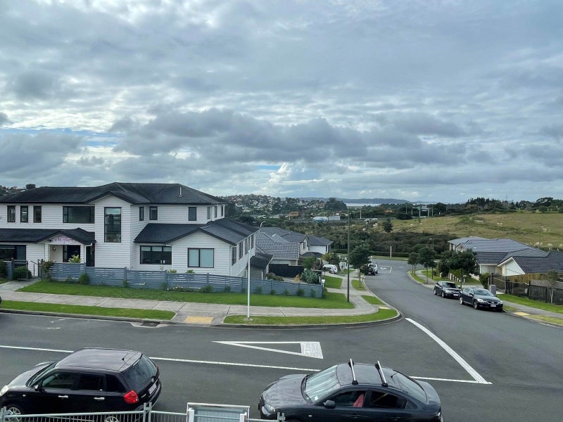 17A Alloway Street, Westgate, Auckland - Carousel 2