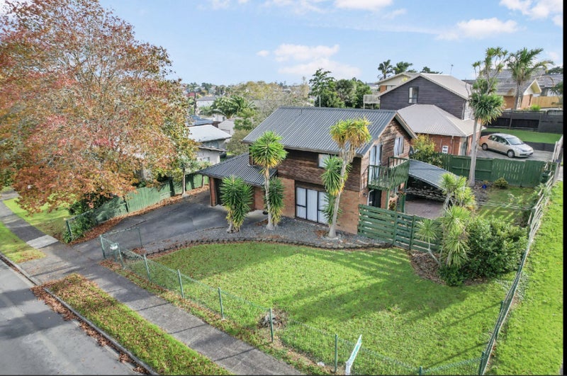 2/6 Eugenia Rise, Totara Heights, Auckland - Carousel 1