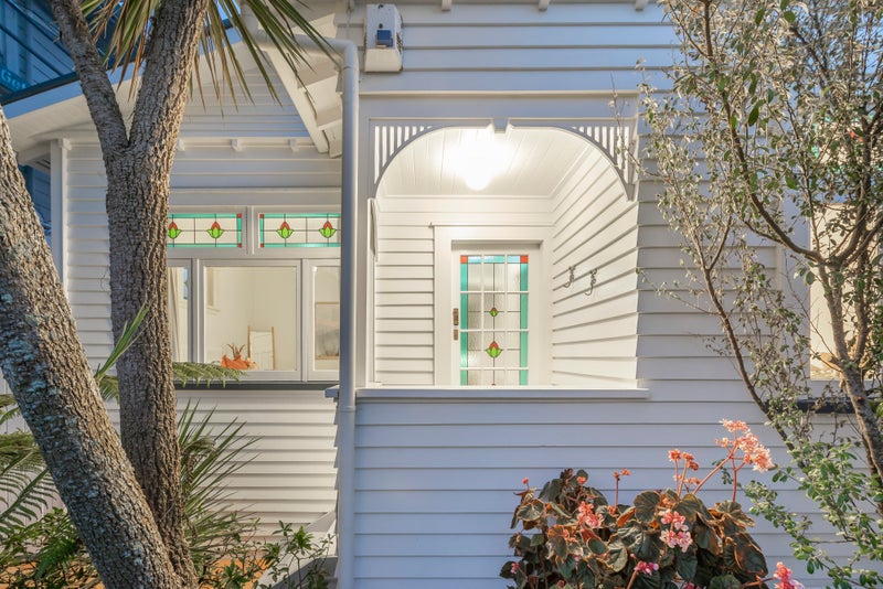 11 Dublin Street, Saint Marys Bay, Auckland - Carousel 1