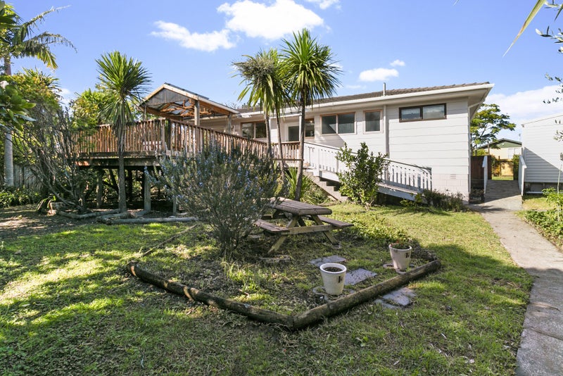 14 George Herring Place, Glen Eden, Auckland - Carousel 16