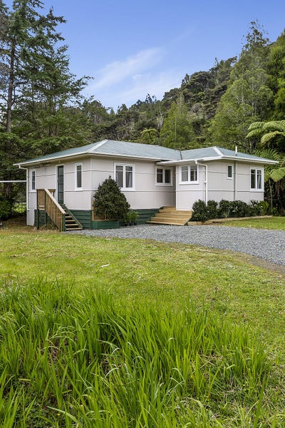 107 Te Henga Road, Henderson - Carousel 16