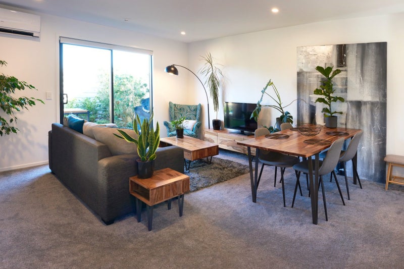 52C Vodanovich Road, Te Atatu South, Auckland - Carousel 1