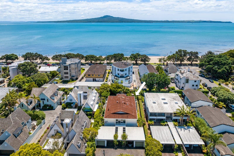 2/40 Speight Road, Kohimarama, Auckland - Carousel 1