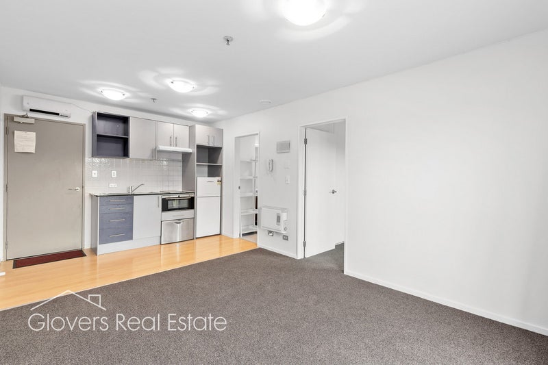 6F/17 Crown Lynn Place, New Lynn, Auckland - Carousel 1