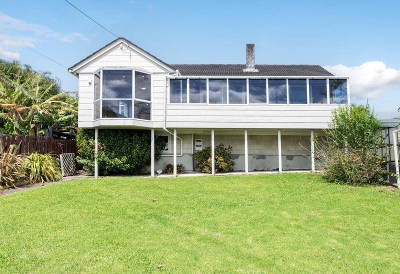 92 Beresford Street, Bayswater, Auckland - Carousel 1