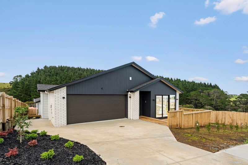 22 Matara Avenue, Maraetai, Auckland - Carousel 2