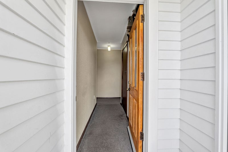 8 Douglas Street, Hawera - Carousel 2