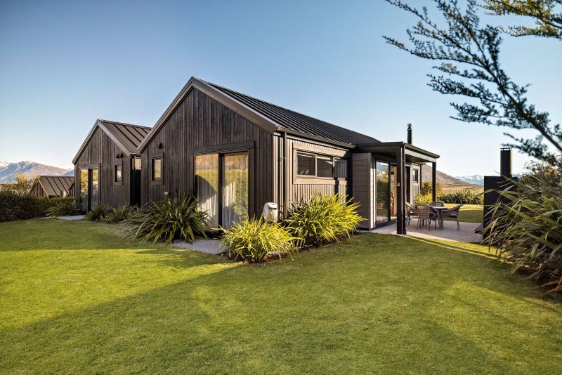 27 Glenfiddich road, Jacks point, QUEENSTOWN - Carousel 2