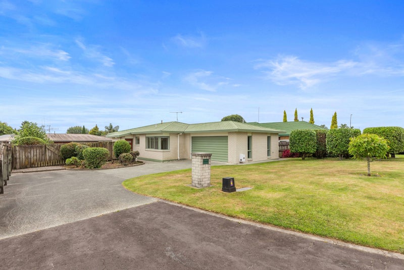 5 Burnt Oak Drive, Pyes Pa, Tauranga - Carousel 2