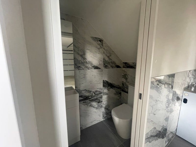 19A Eastview Road, Glen Innes, Auckland - Carousel 23