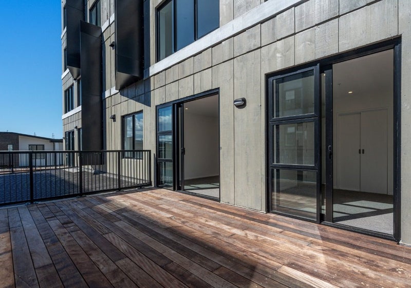 104/3 Rauemi Way, Te Atatū South, Auckland - Carousel 2