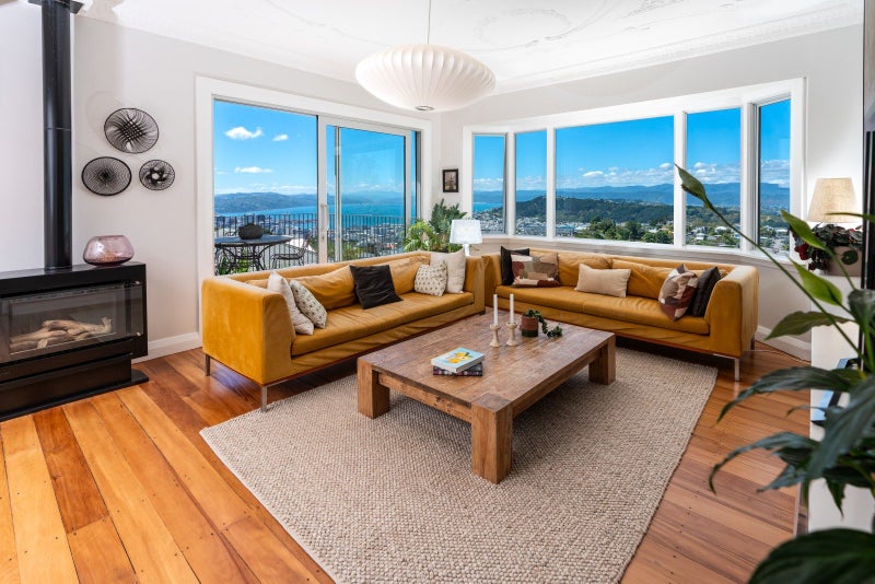 30 Sugarloaf Road, Brooklyn, Wellington - Carousel 1