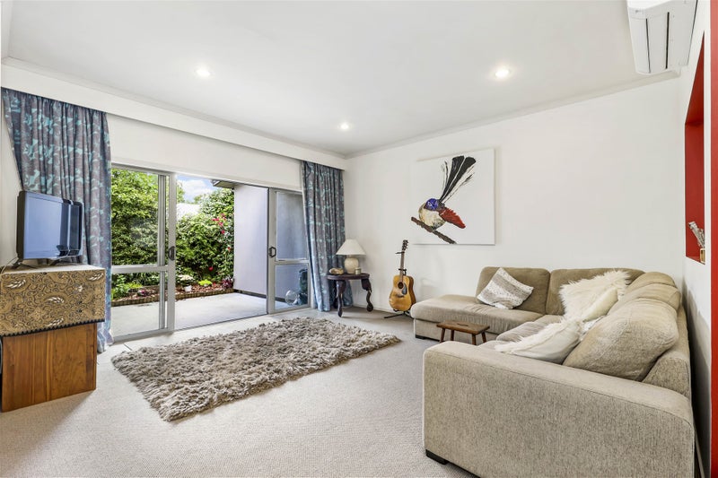 47D Albert Street, Hamilton East, Hamilton - Carousel 2