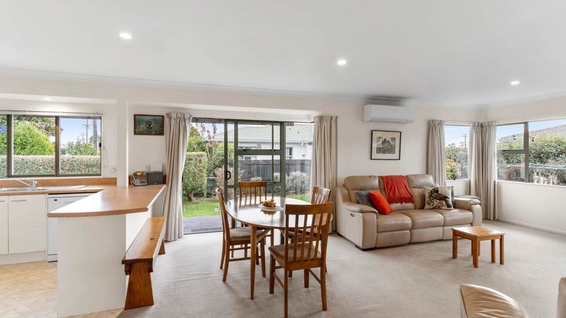 1/30 Awaroa Road, Helensville, Auckland - Carousel 1