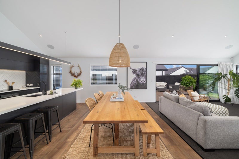 17 Nederland Avenue, Burwood, Christchurch - Carousel 2