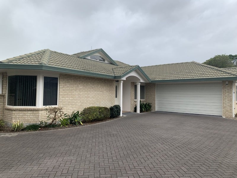 10 Chelsea Court, Bethlehem, Tauranga - Carousel 1