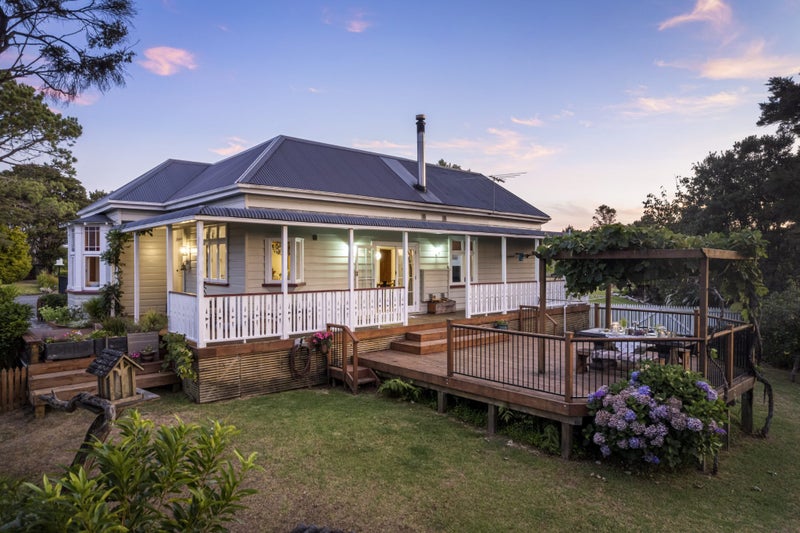 43 Sunnyvale Road, Massey, Auckland - Carousel 2