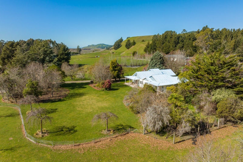 3 Centre Valley Road, Wairau Valley, Blenheim - Carousel 1