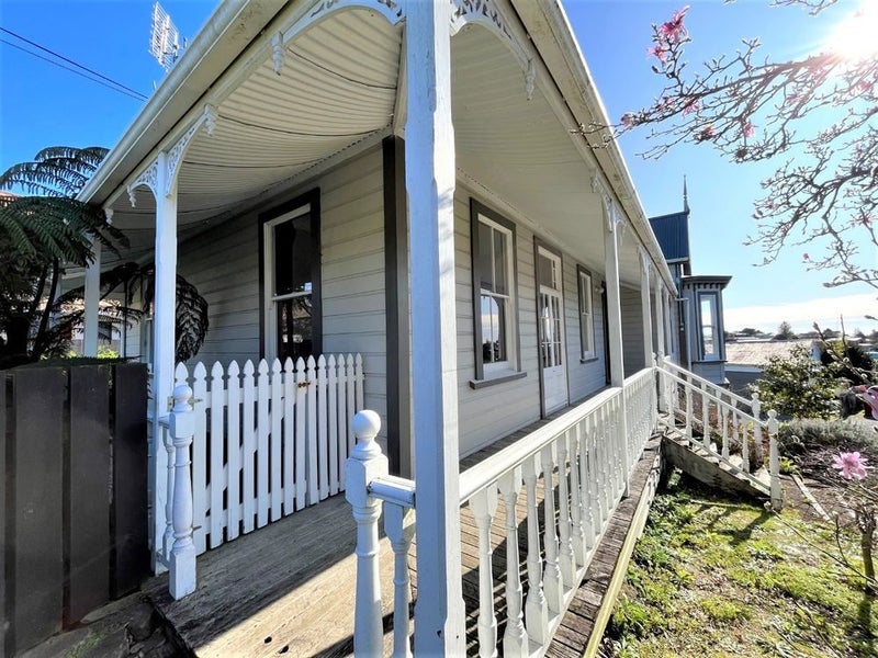 218 Frankley Road, Frankleigh Park, New Plymouth - Carousel 2