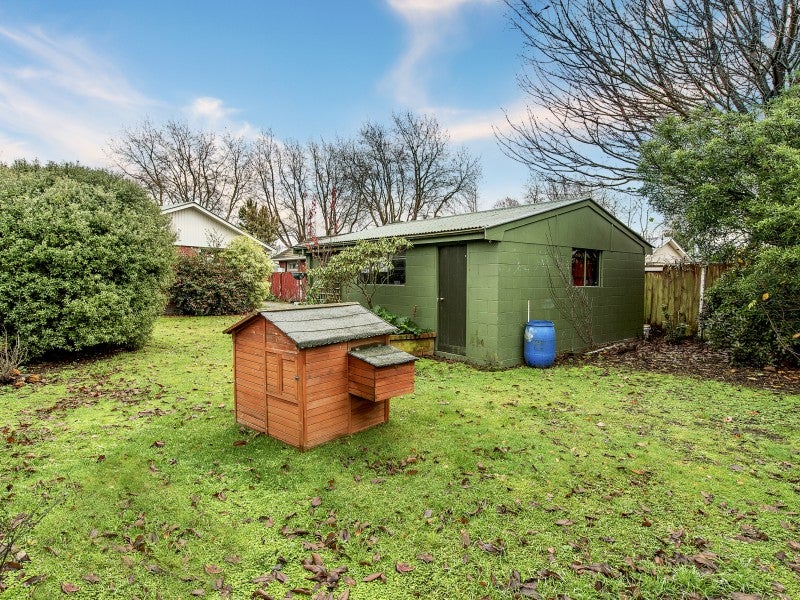 23 Egmont Place, Bishopdale, Christchurch - Carousel 16