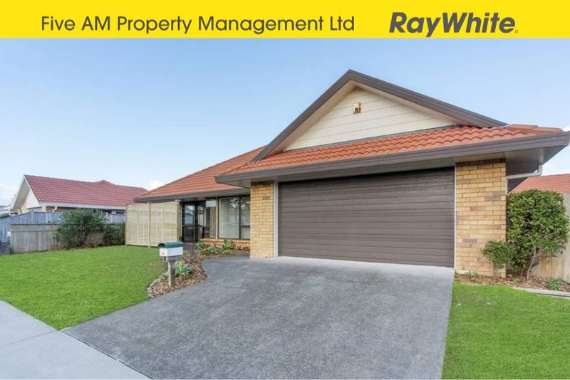 1/52 Millhouse Drive, Northpark, Auckland - Carousel 1