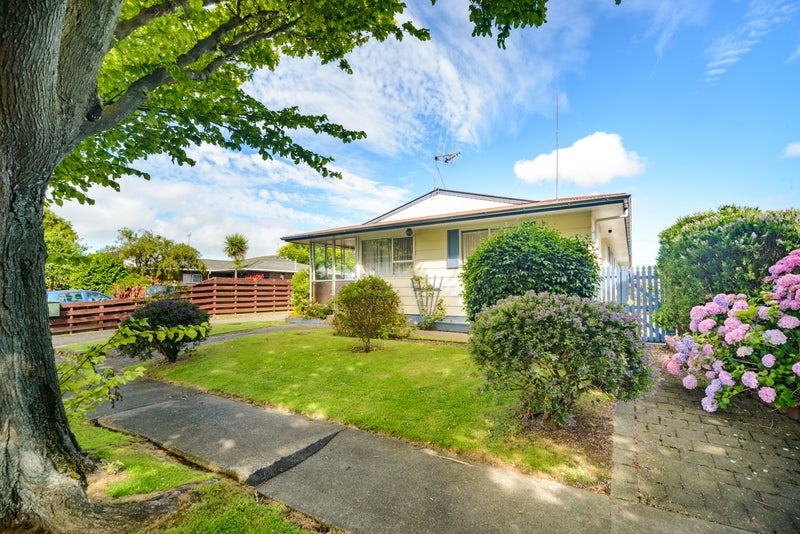 3 Meadowbrook Drive, Cloverlea, Palmerston North - Carousel 17
