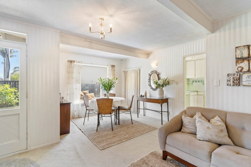 25 Nihill Crescent, Mission Bay, Auckland - Carousel 2