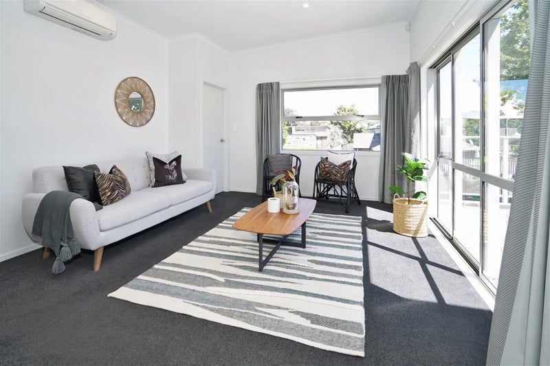 1/6 Dyer Street, Whitiora, Hamilton - Carousel 1