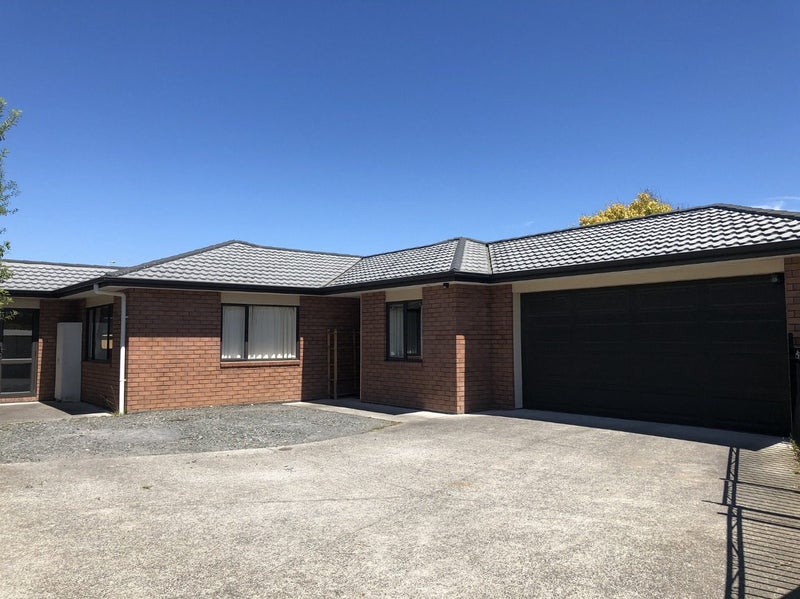 52B Swanson Road, Henderson, Auckland - Carousel 1